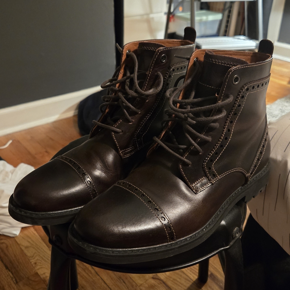 Clarks Montacute Cap Leather Boots